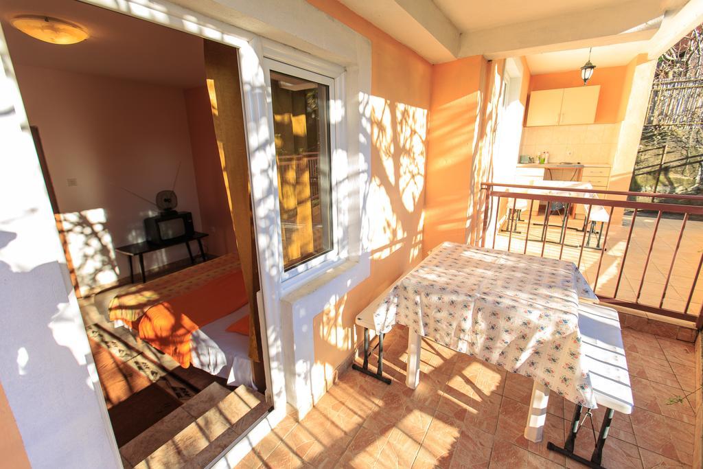 Apartments Vitic Sutomore Quarto foto