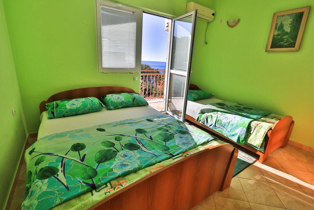 Apartments Vitic Sutomore Quarto foto